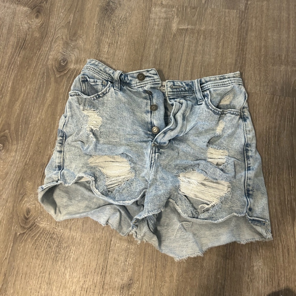American Eagle Curvy Ultra High Rise Mom Short 3”